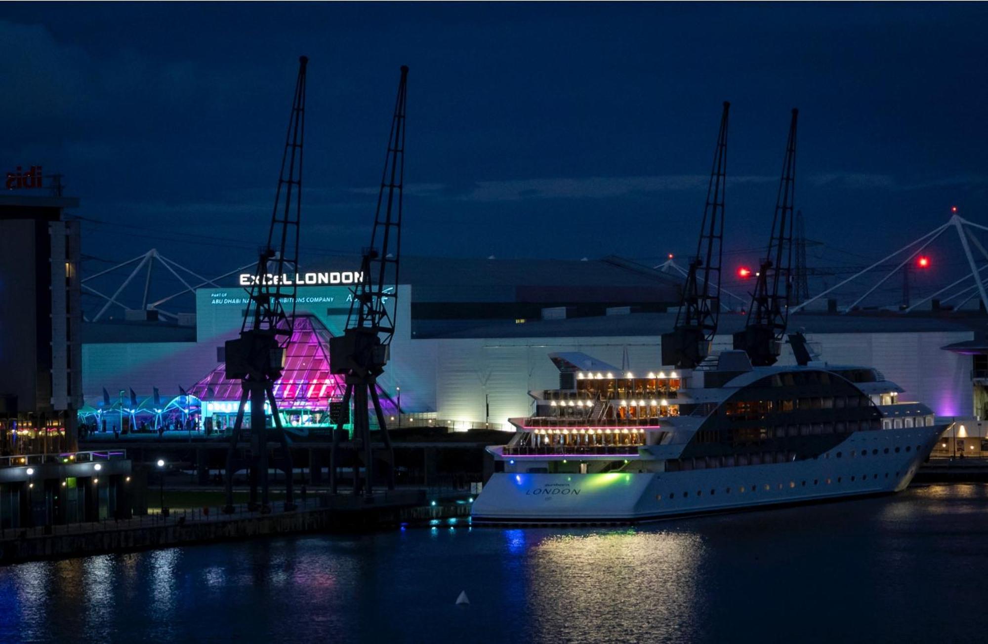 Cosy Riverview-London Excel Centre-O2 Arena Bagian luar foto